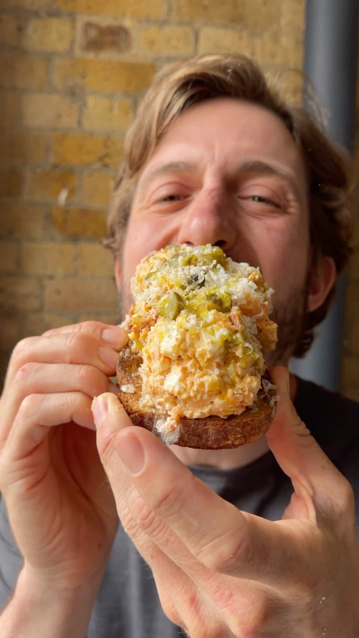 Cheeseburger Egg Smash