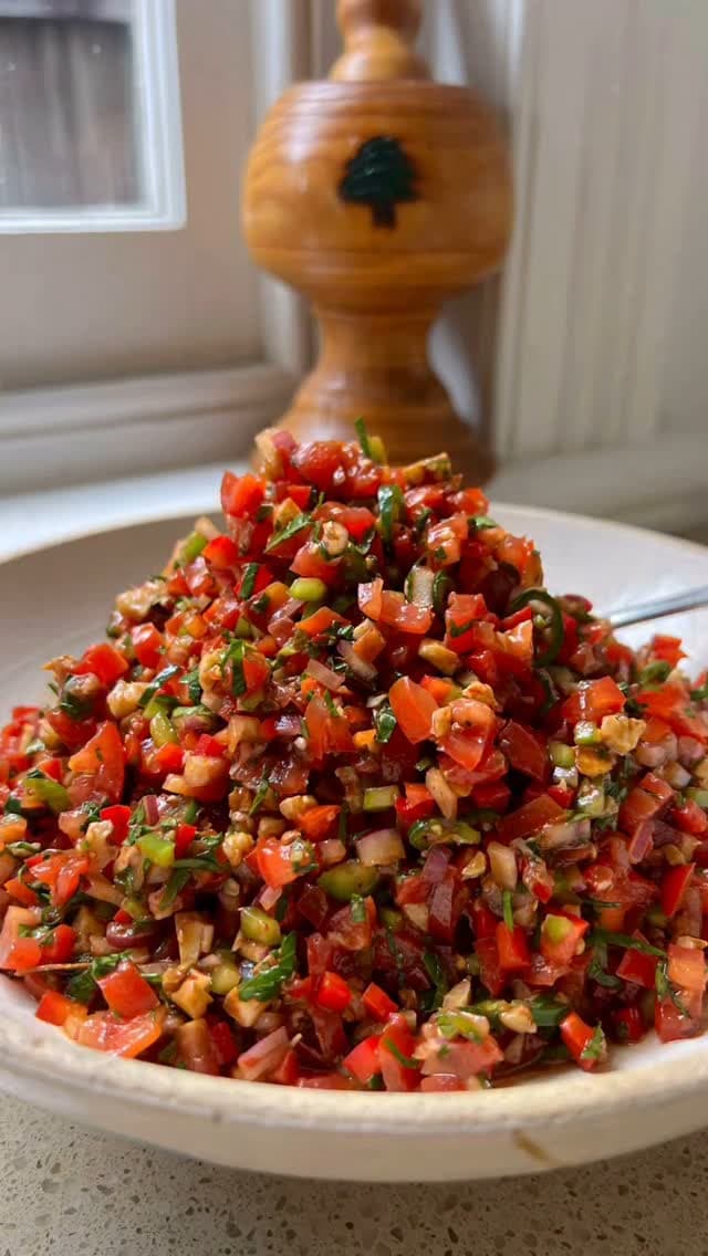 EZME (Spicy Turkish Salad)