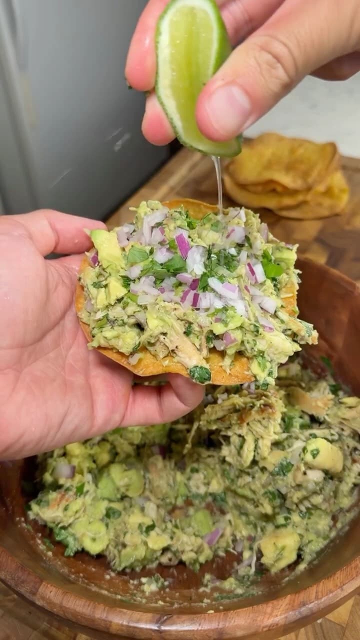 Diabetic‑Friendly Guacamole Chicken Salad