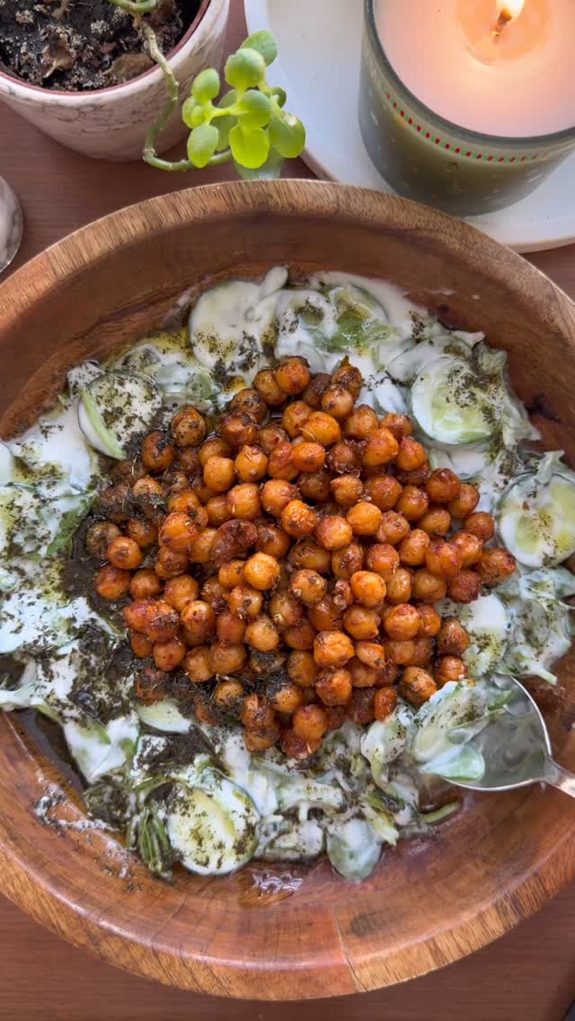 Purslane and Chickpea Salad