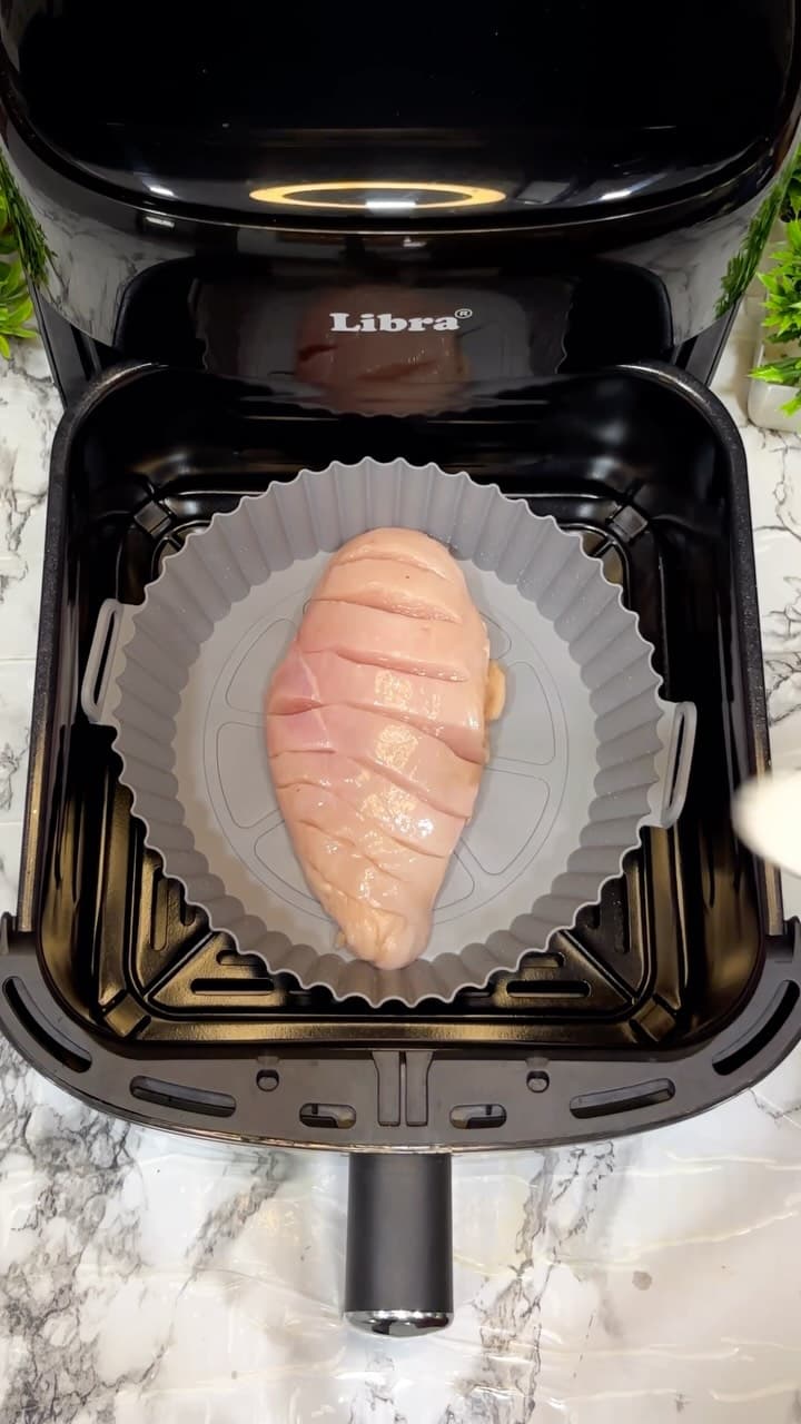 Air Fryer Juicy Chicken Breast