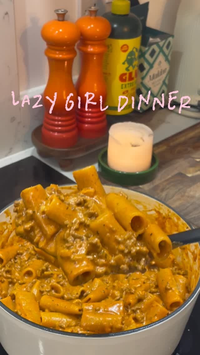 Lazy Girl Dinner: One-Pot Creamy Paprika Beef Pasta
