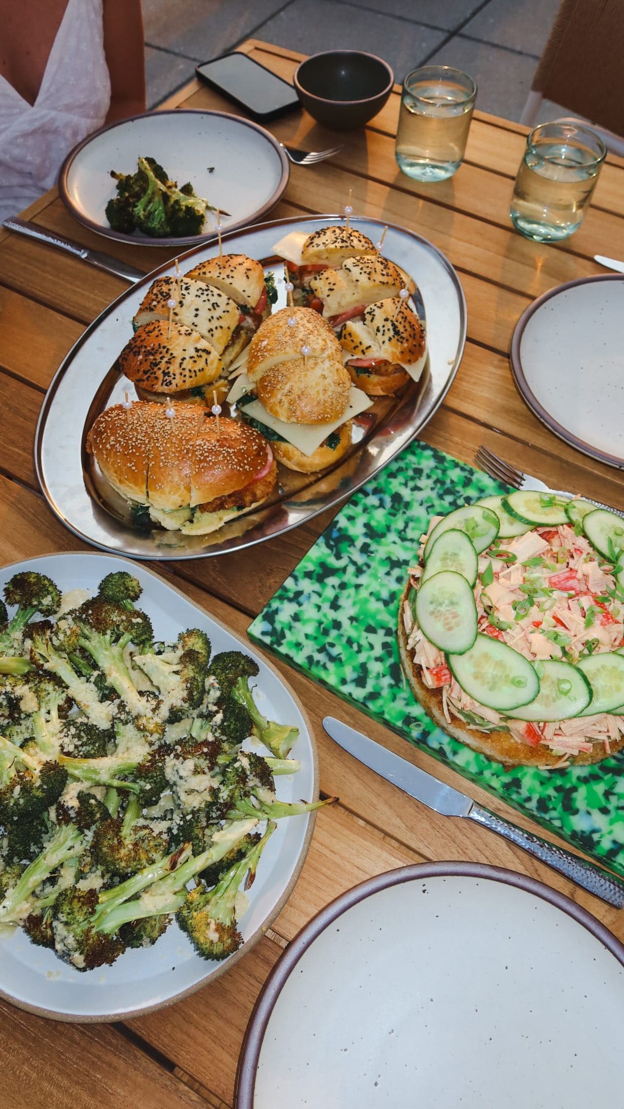 Blackberry Cream Pie, California Roll, and Crispy Chicken Sandwiches with Honey Mustard Kale Slaw