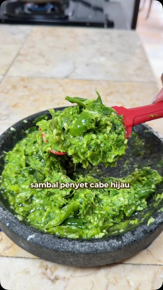 Ayam Penyet with Sambal Ijo