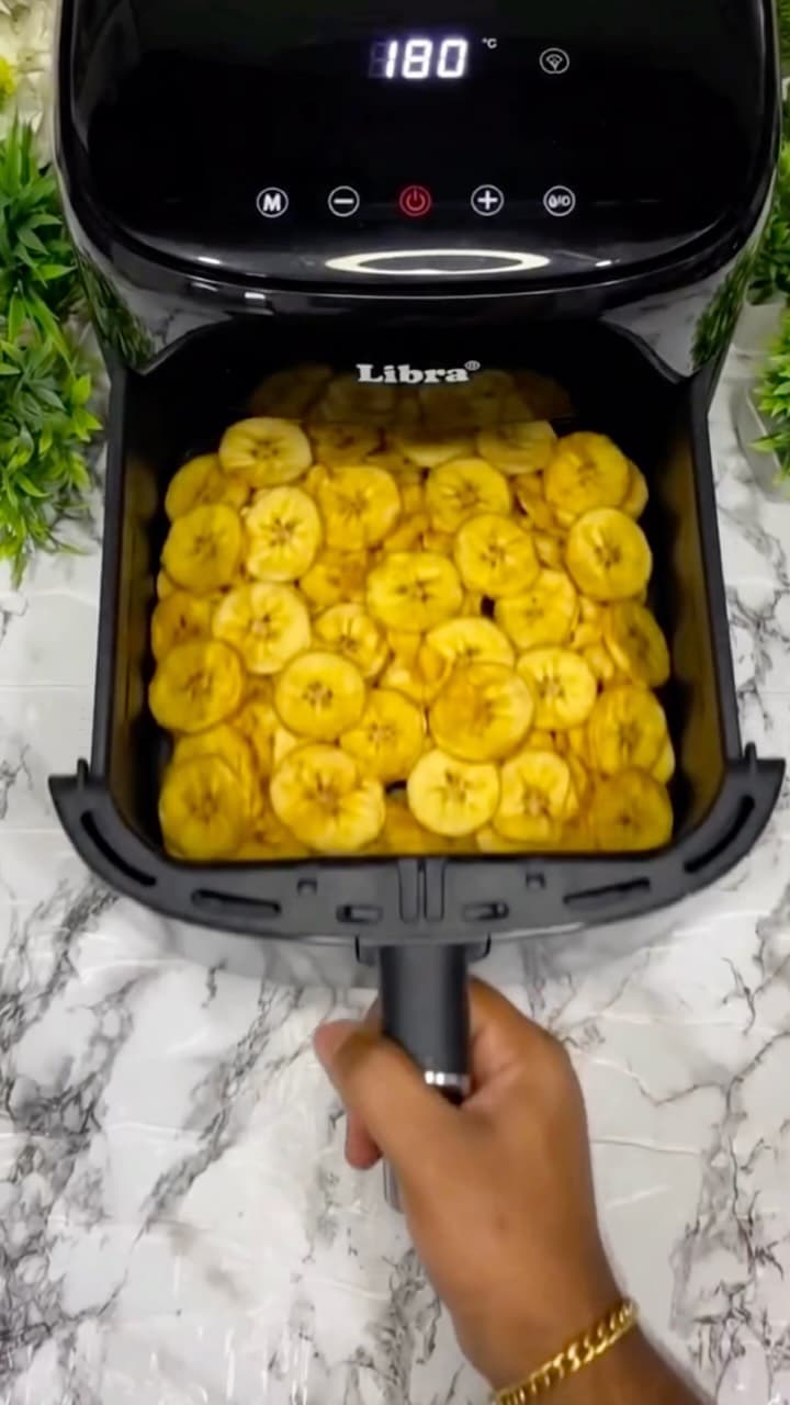 Crispy Air Fryer Banana Chips