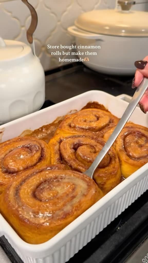 Pillsbury Cinnamon Roll Bake
