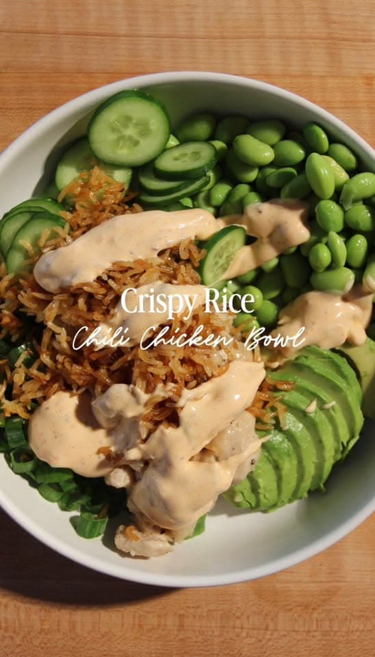 High‑Protein Crispy Rice Bowl with Creamy Chili Sauce