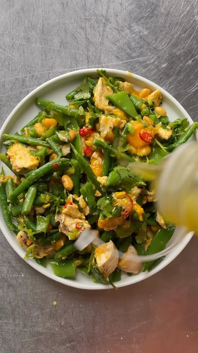 Thai-Inspired Chicken & Mango Chopped Salad