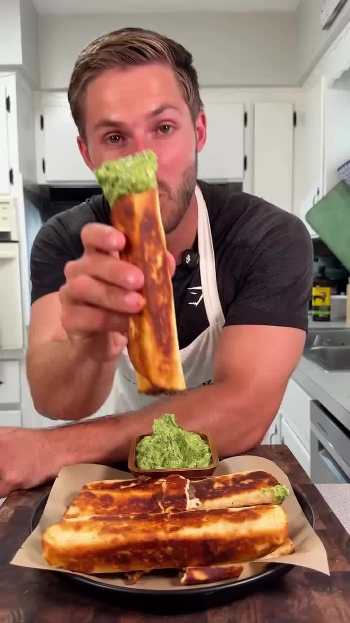 High Protein Low Calorie Cheesy Beef Taquitos