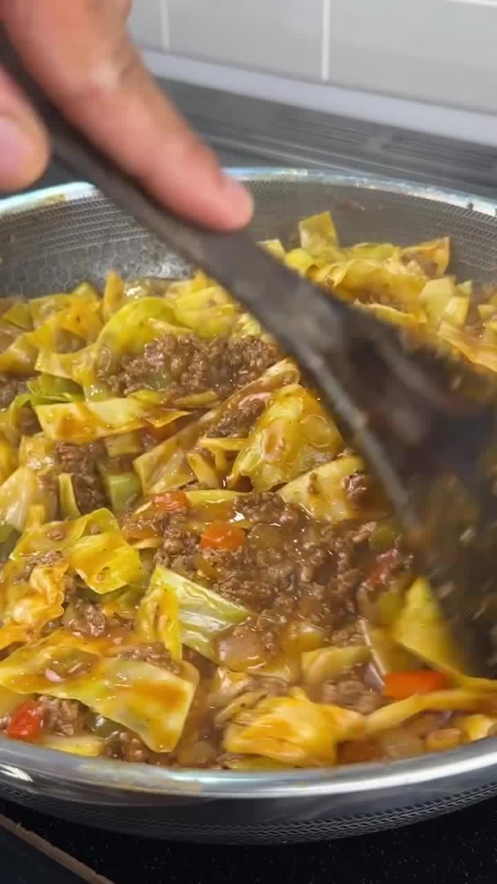 One-Pot Filthy Dirty Cabbage by Razi Khan, a frame from the Instagram video
