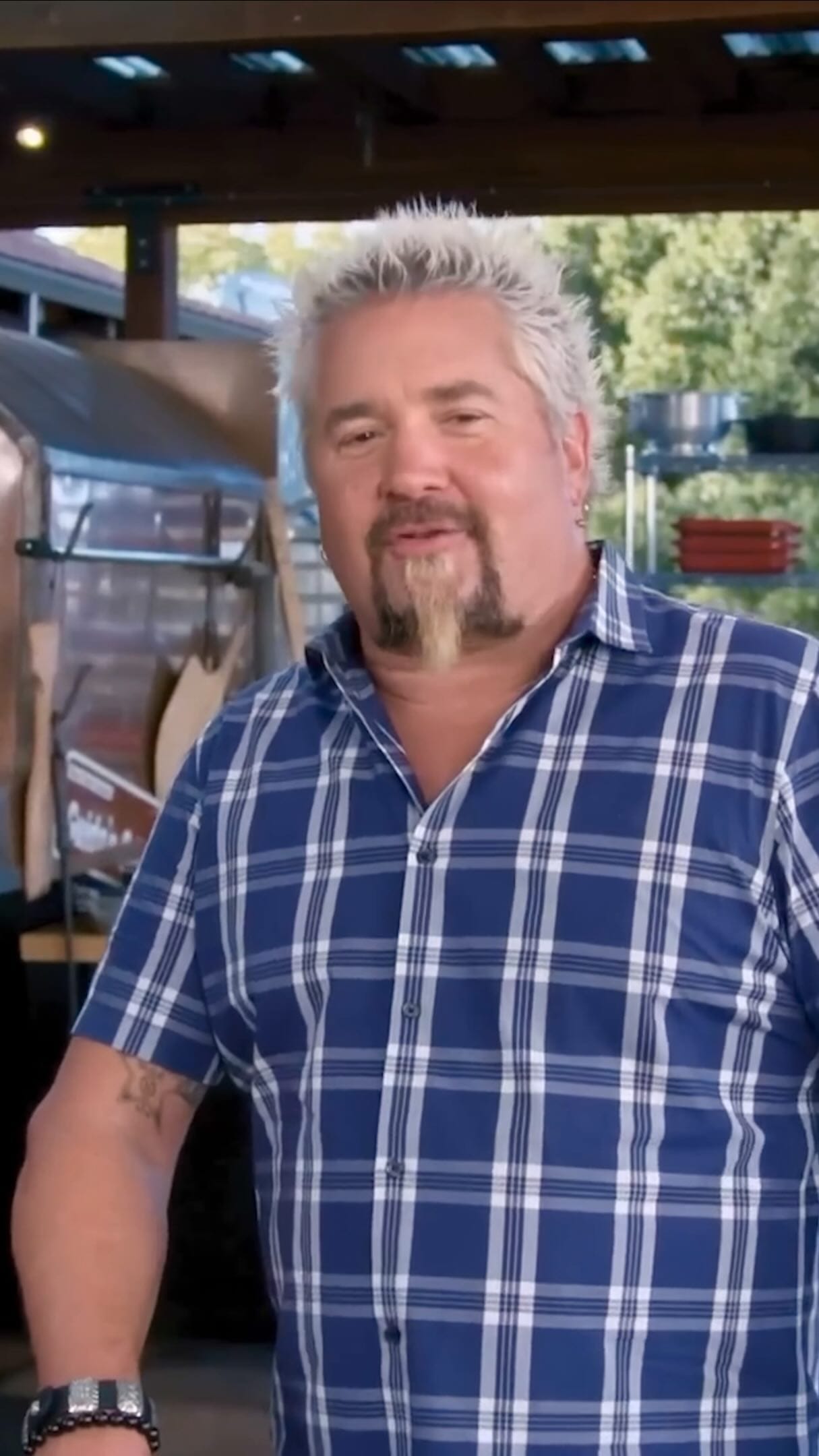 Guy Fieri‑Style Cheeseburger – 25‑Minute Recipe