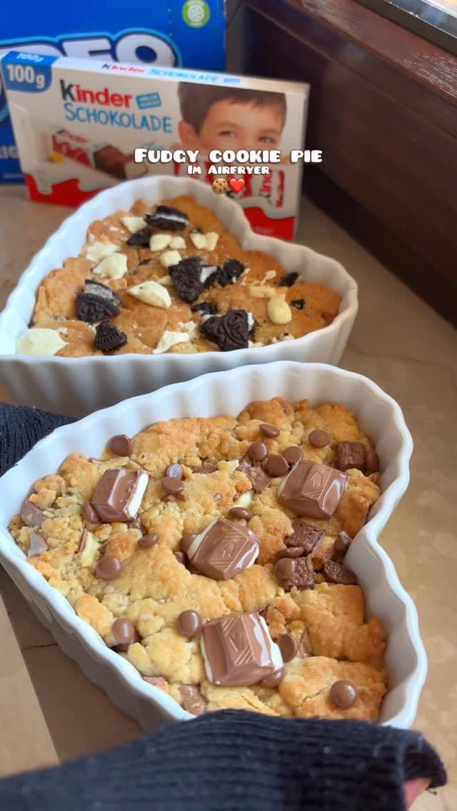 New Year's Party Fudgy Cookie Pie – Air Fryer Recipe