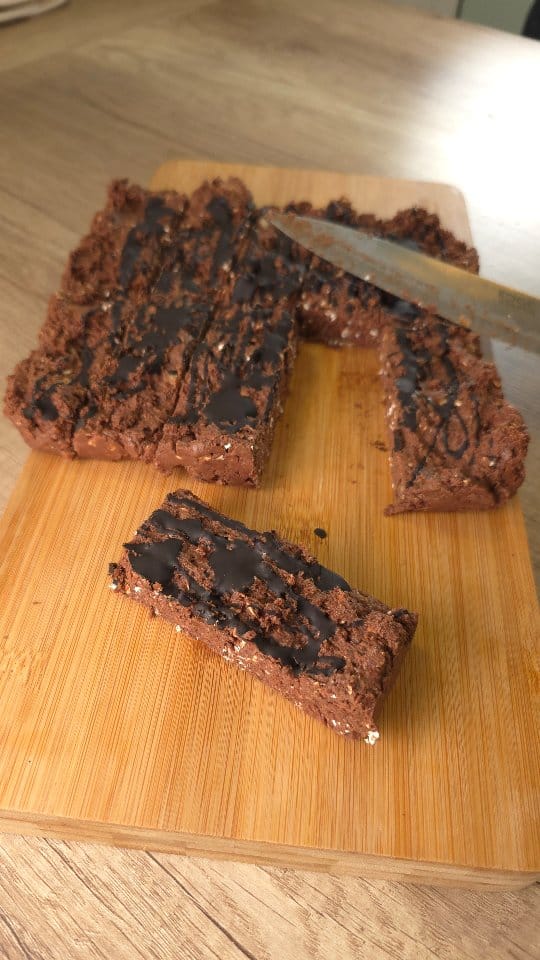 Chocolate Protein Tiffin – No-Bake Recipe