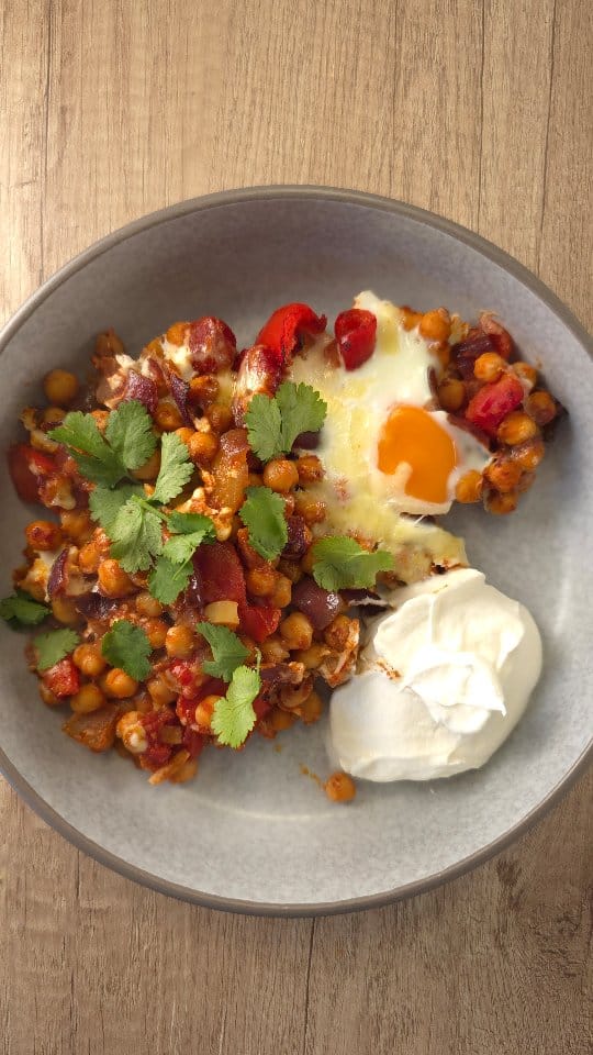 Cheesy Chickpea Shakshuka Bake