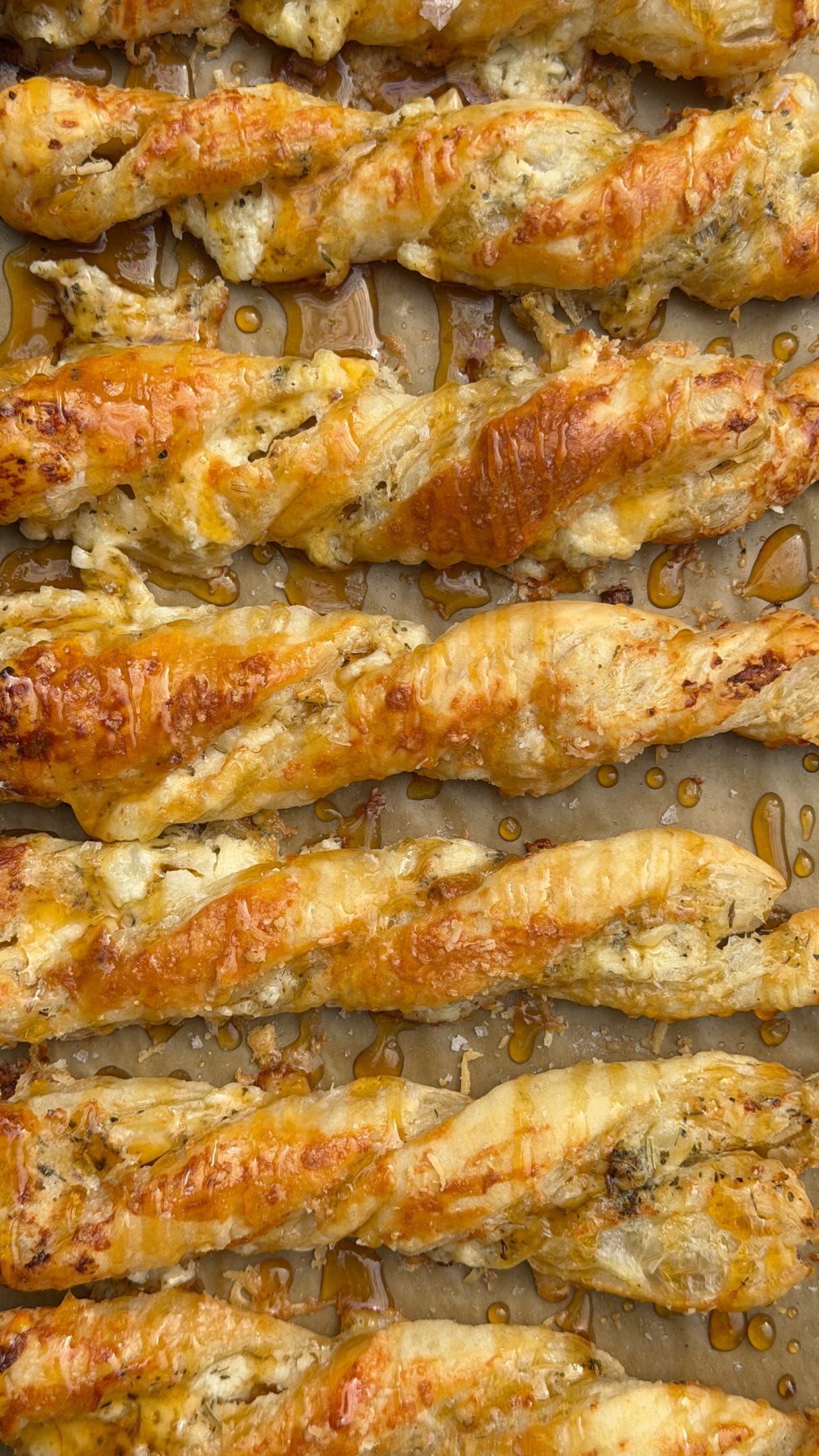 Artichoke & Jalapeño Puff Pastry Twists