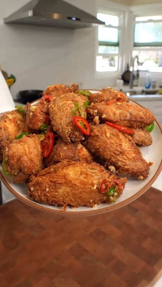 Salt and Pepper Chicken Wings – 30-Minute Recipe