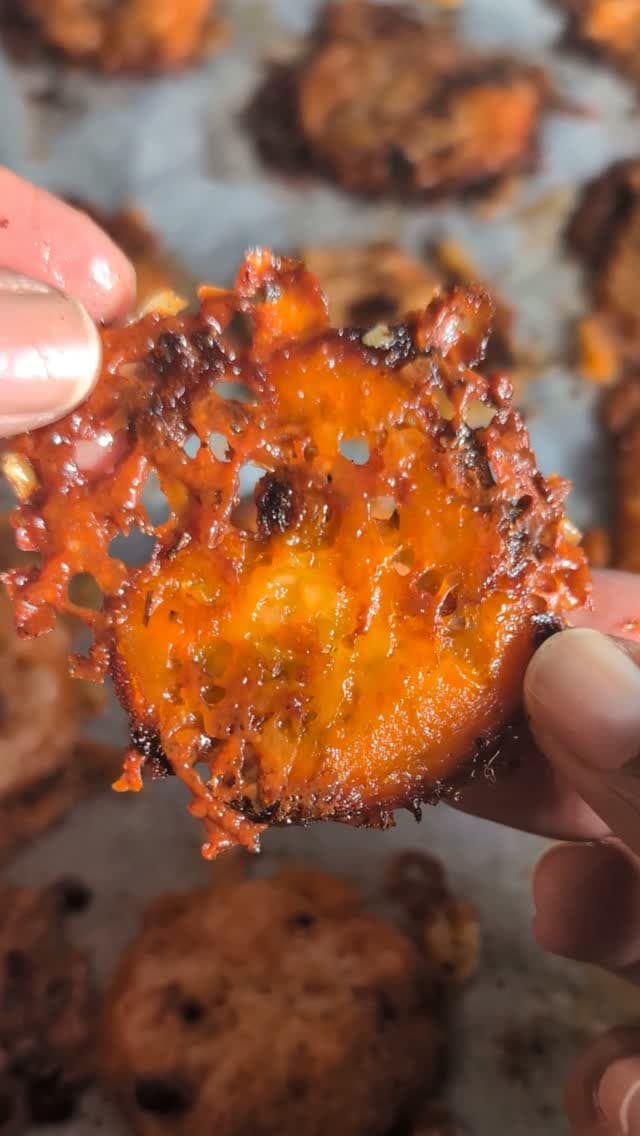 Smashed Cheesy Carrot Crisps