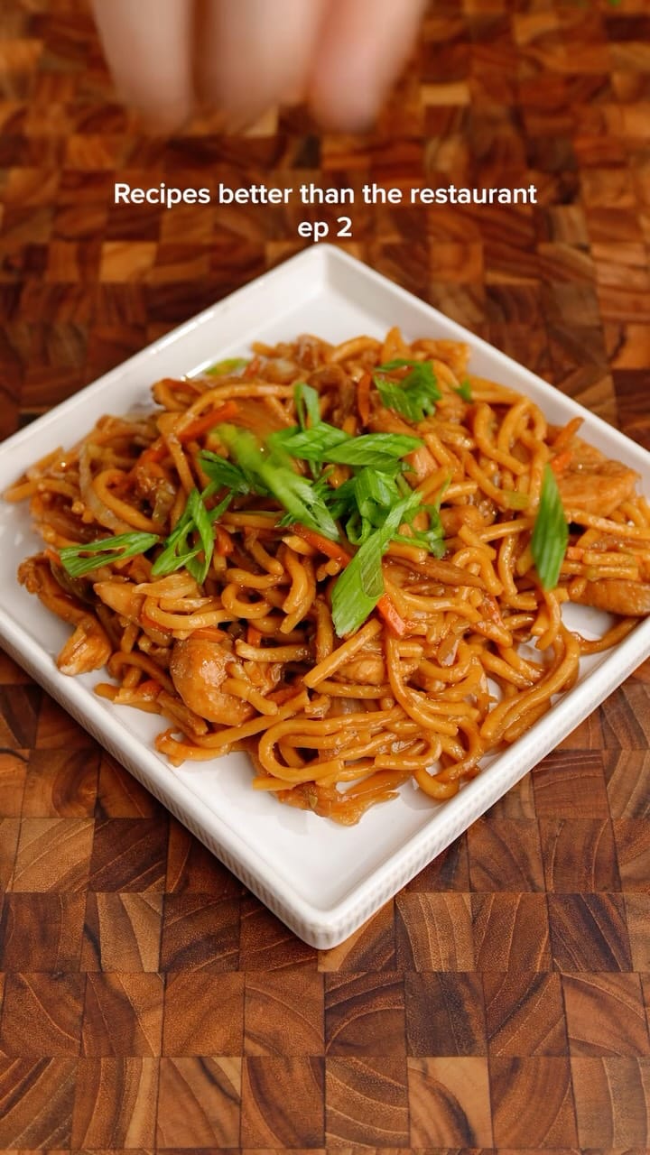 Chicken Lo Mein – 25-Minute Recipe
