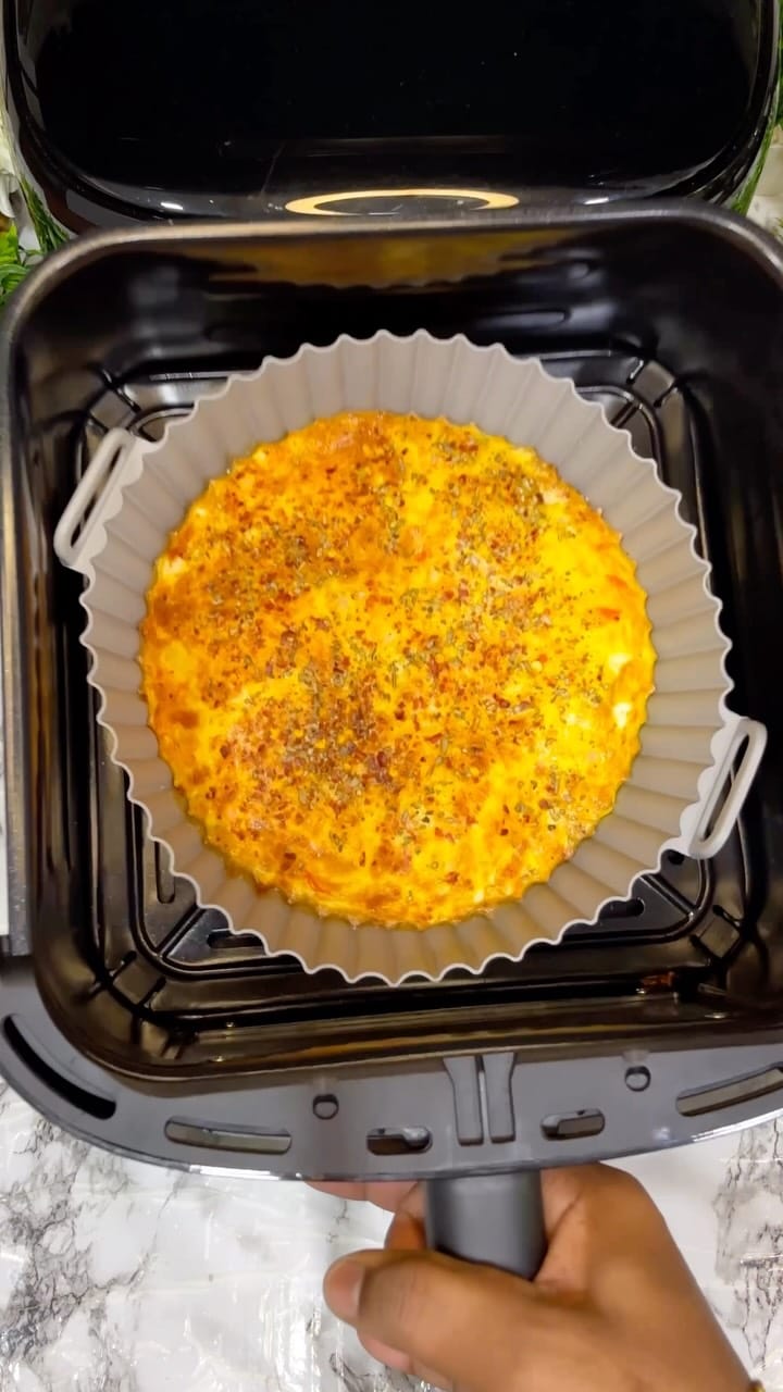Air Fryer Potato Omelette Pizza