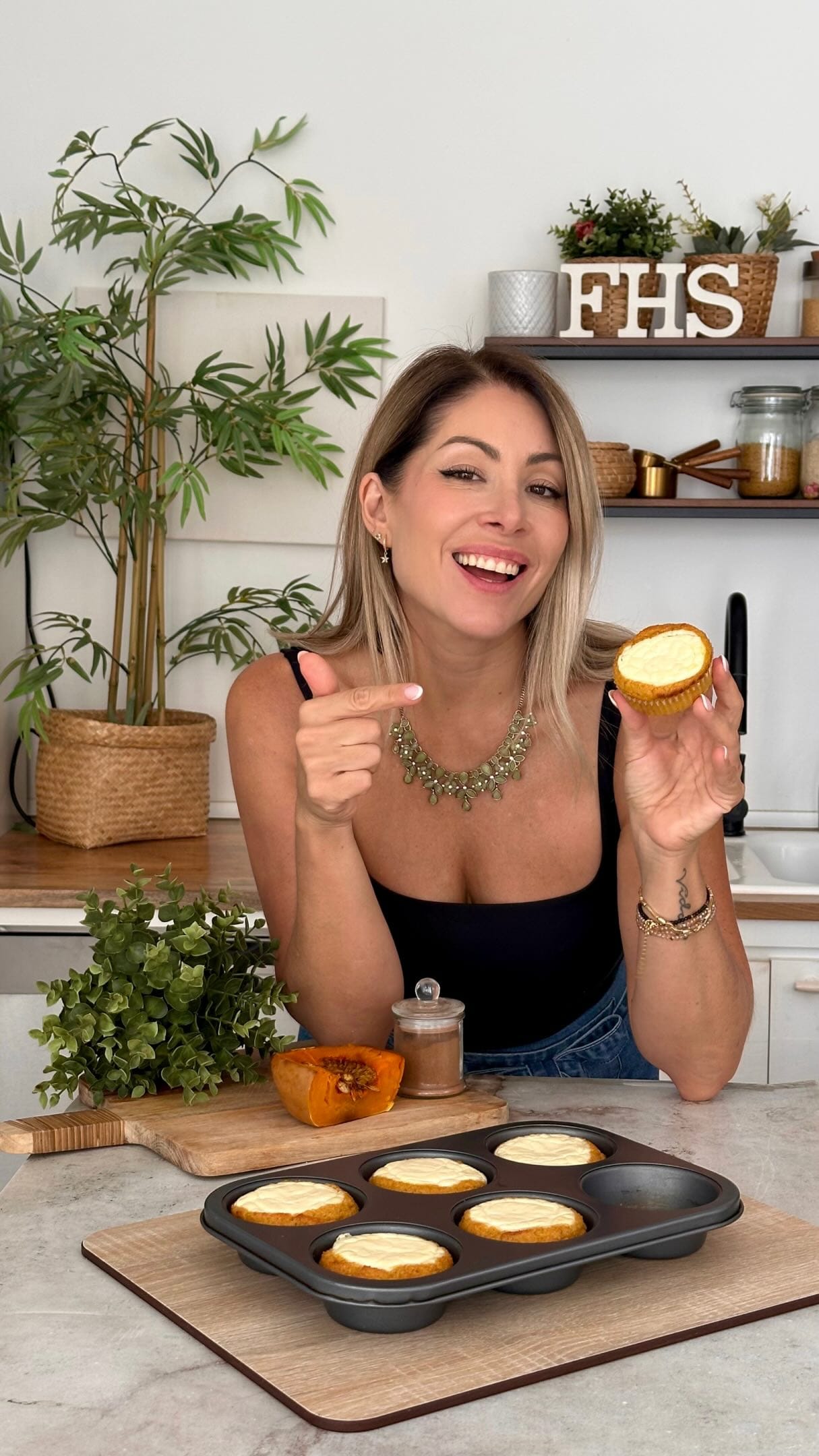 Pumpkin Muffins with Cream Cheese – 37-Minute Recipe
