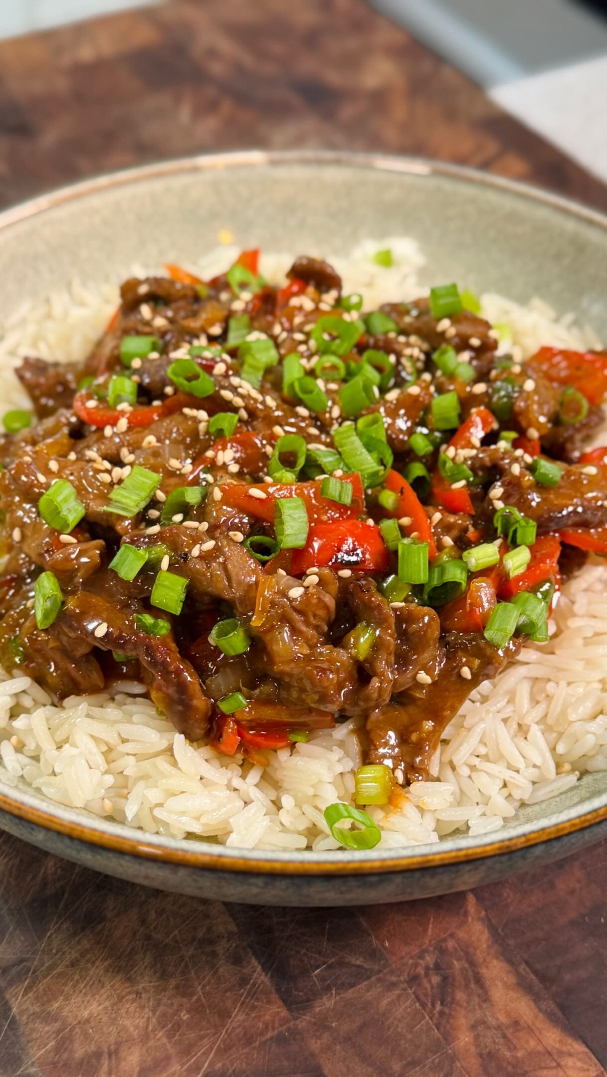 High Protein Crispy Chili Beef Bowls – 30-Minute Recipe