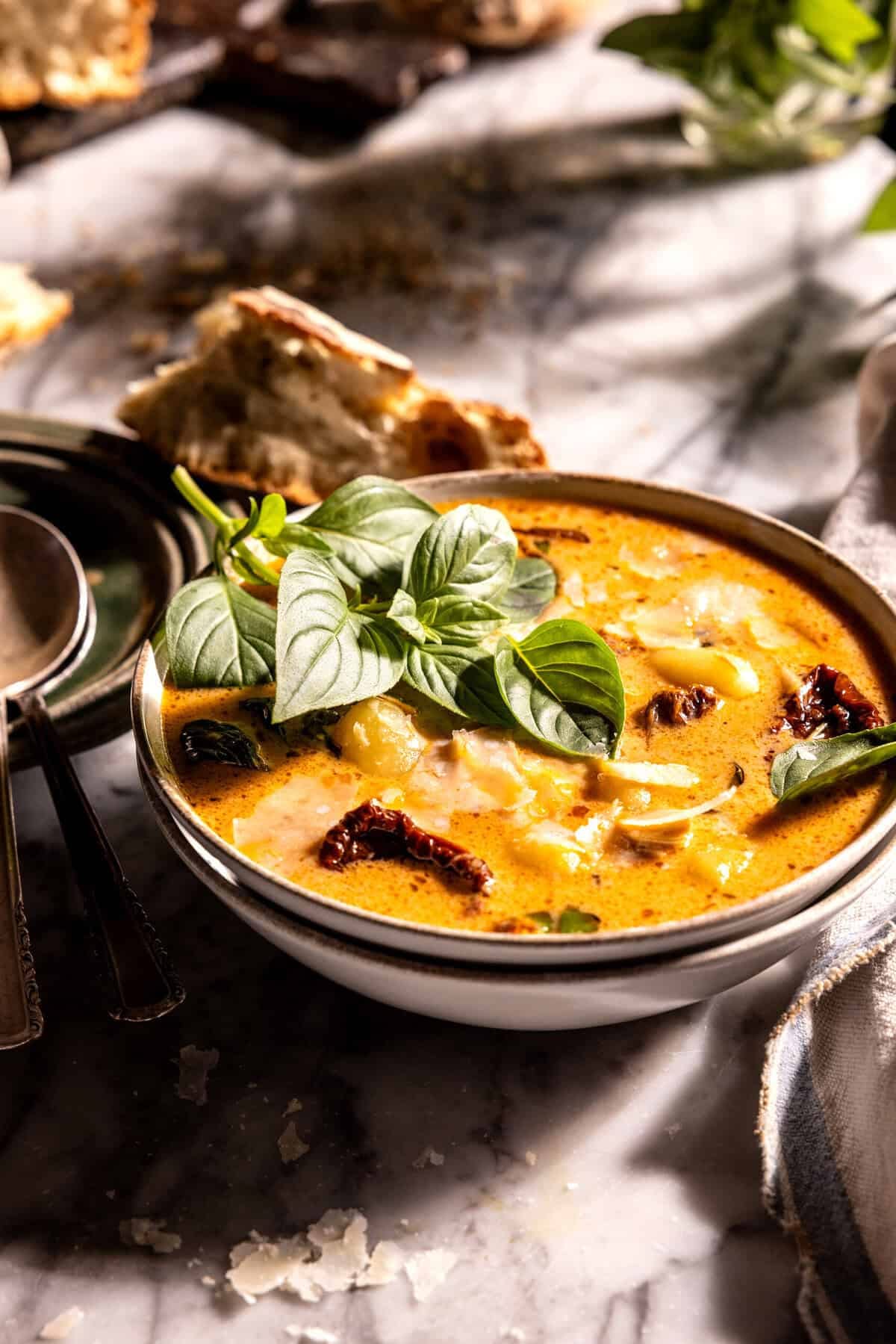 Marry Me Chicken Gnocchi Soup – 50-Minute Recipe