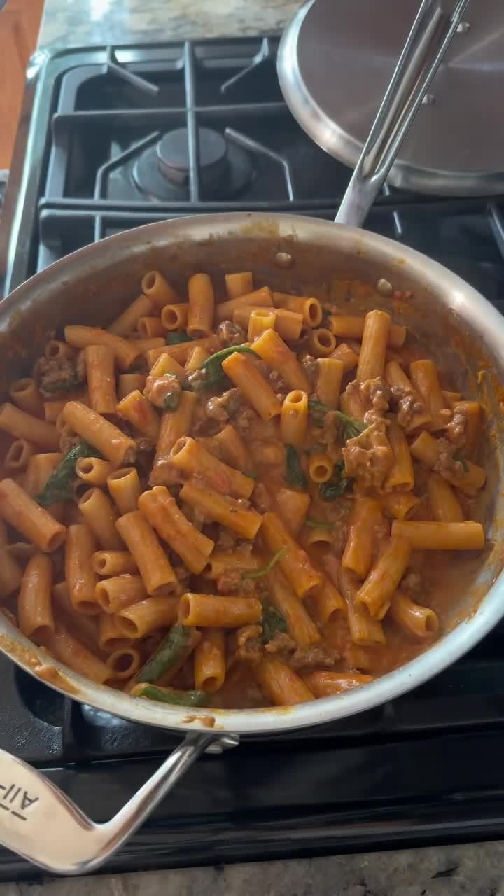 Creamy Sausage Rigatoni – 30-Minute Recipe