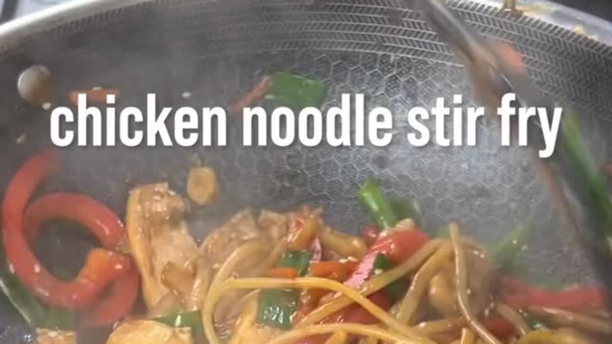 Chicken Noodle Stir Fry