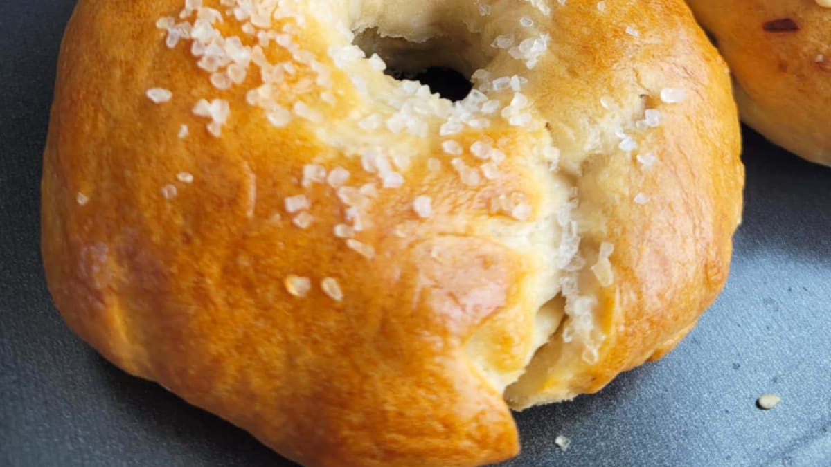 Easy Sourdough Bagels Recipe
