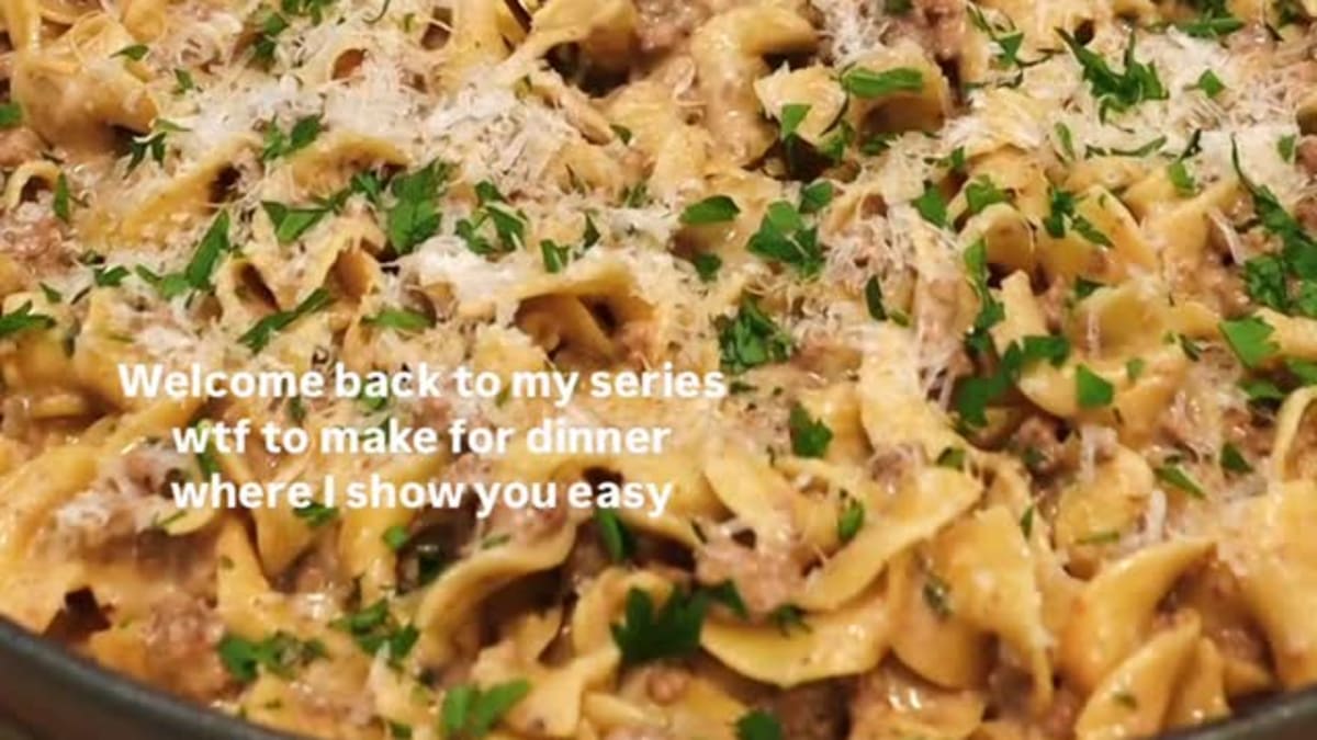 One Pan Beef Stroganoff