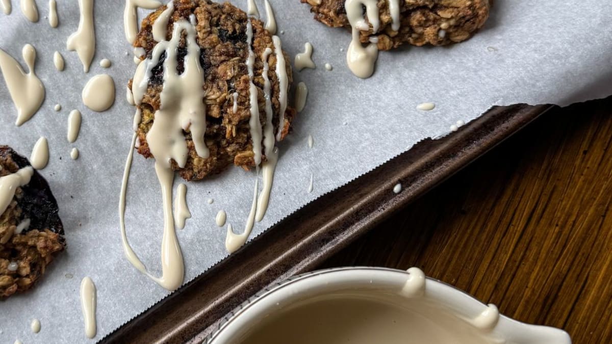 Easy Creamy Tahini Greek Yogurt Dip