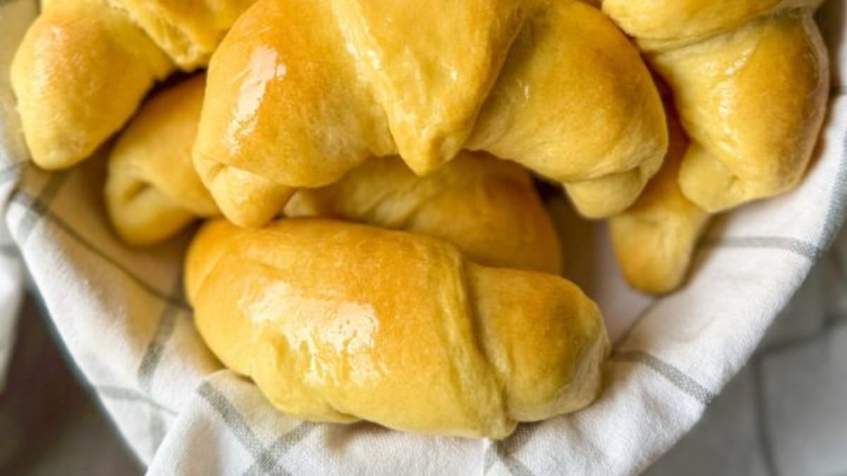 Sourdough Discard Crescent Rolls