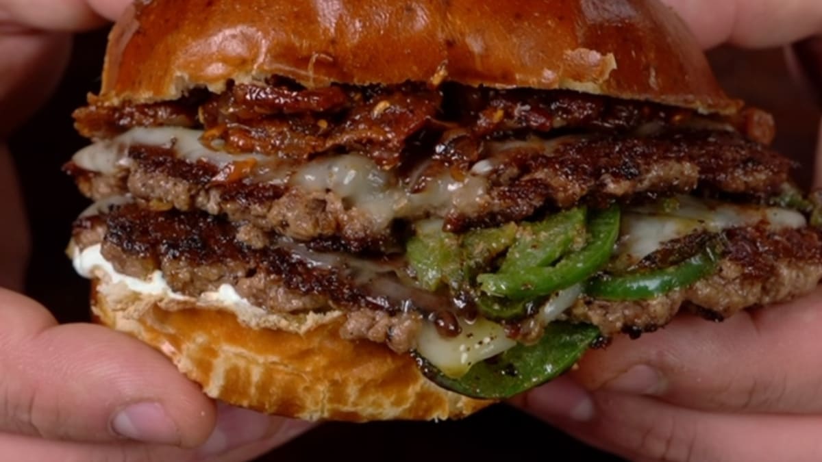 Jalapeño Popper Smashburger with Raspberry Bacon Jam