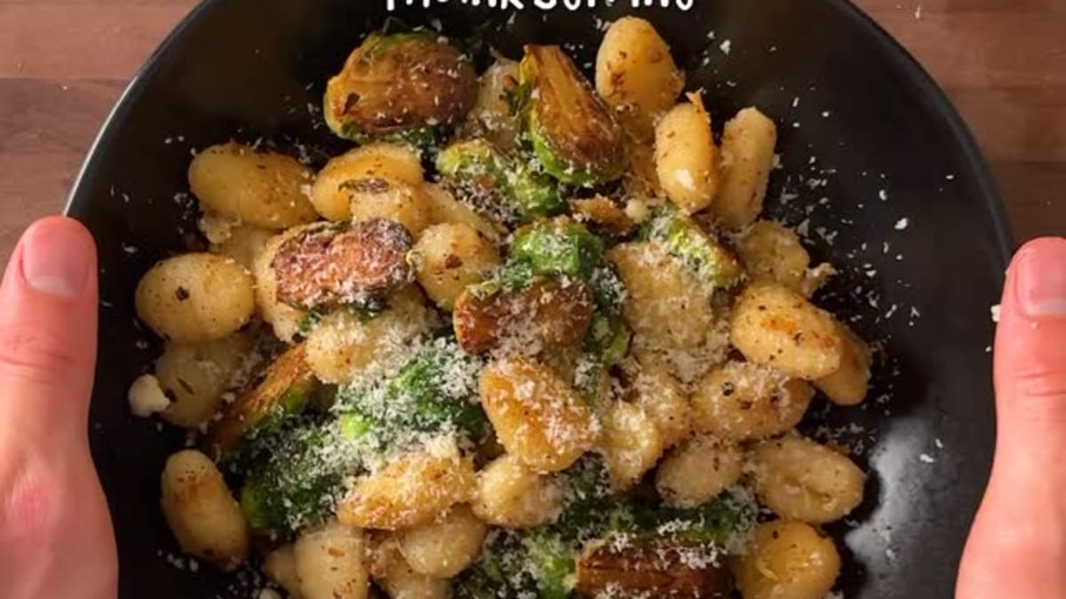 Crispy Gnocchi & Brussels Sprouts
