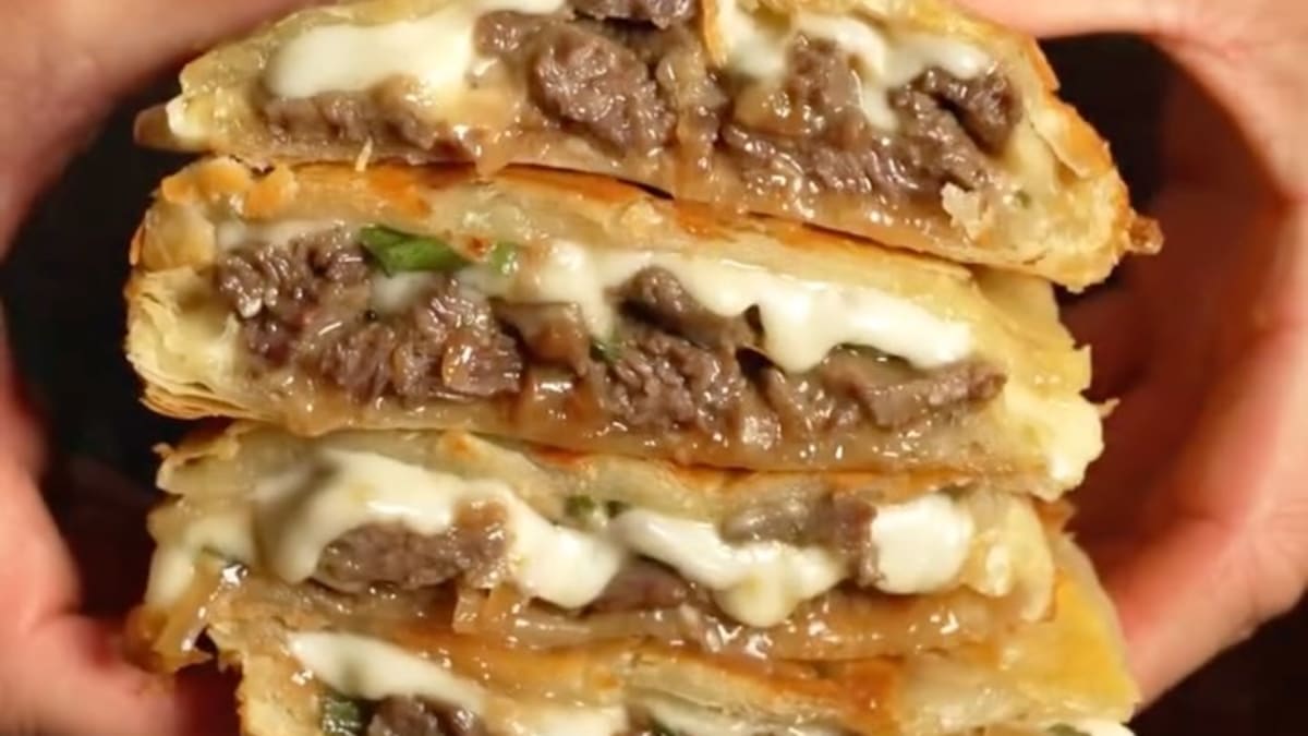 Bulgogi Hot Pocket with Gochujang Mayo