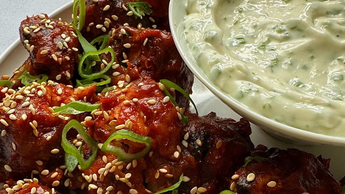 Gochujang Cauliflower Wings