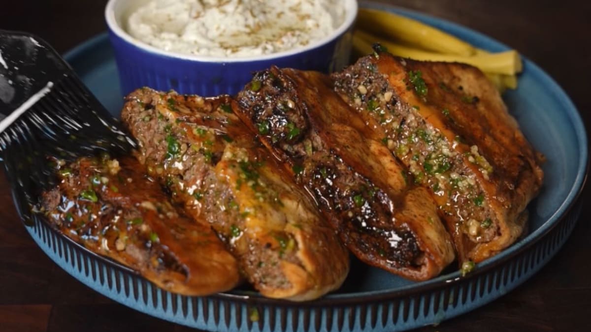 Arayes (Meat‑Filled Pita Pockets)