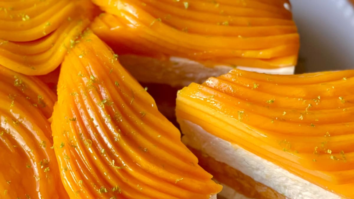 Mango, Coconut, and Lime No‑Bake Cheesecake