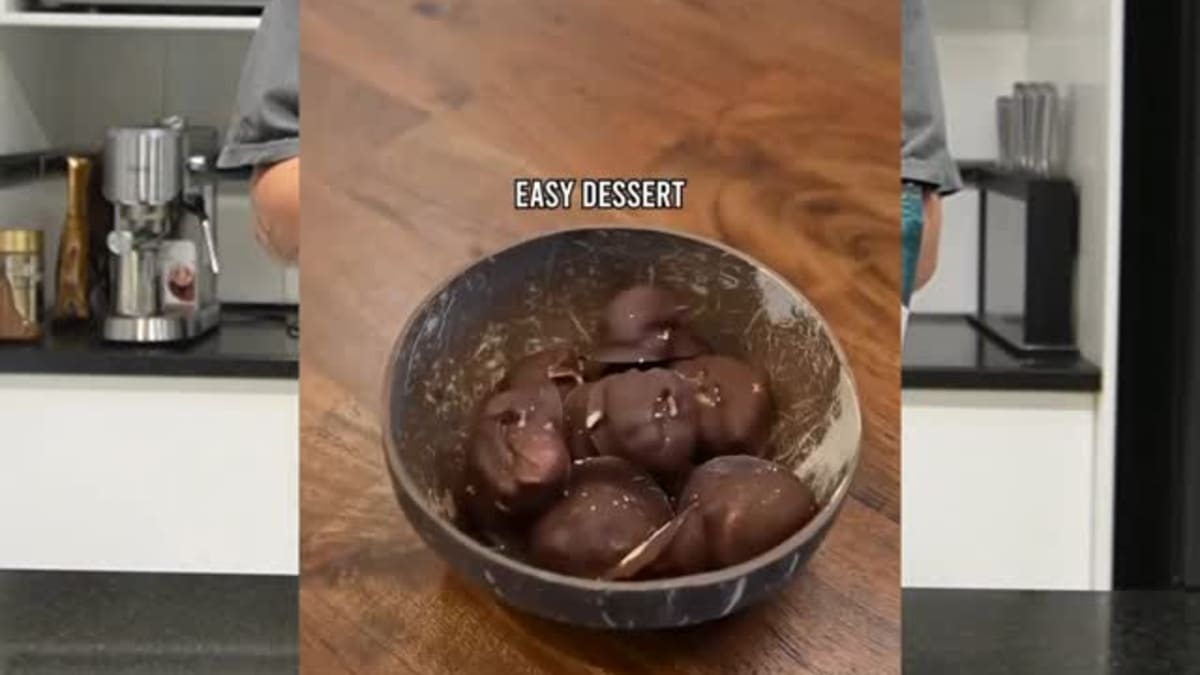 Chocolate Protein Balls