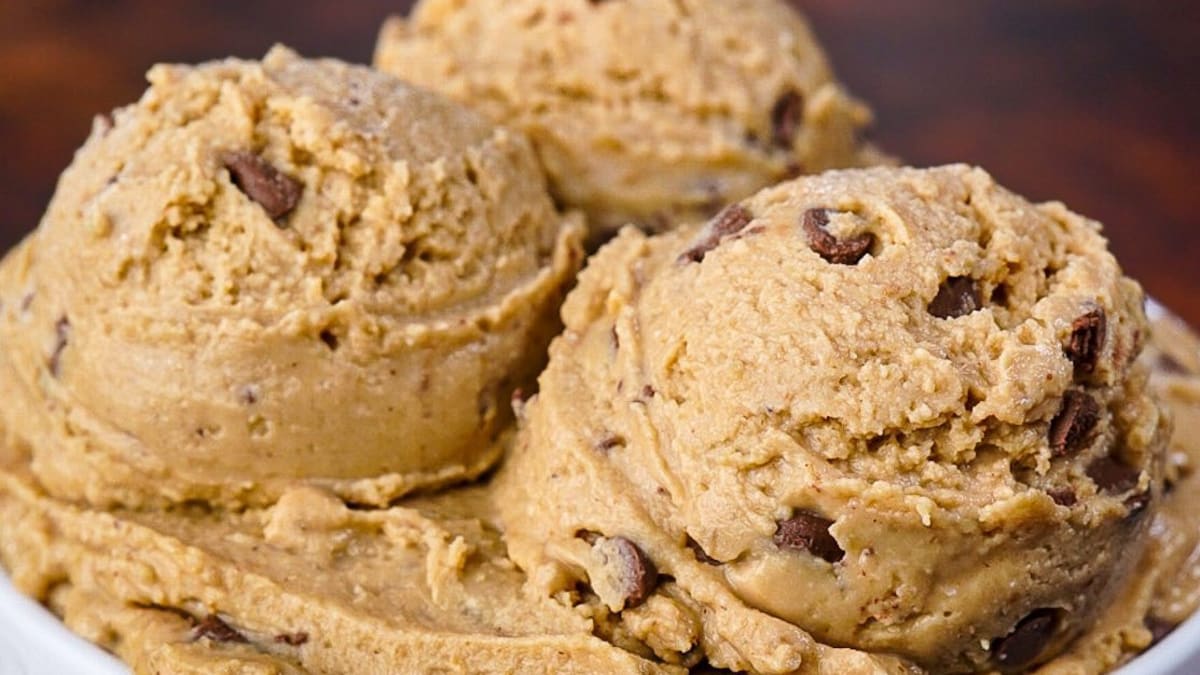 Blended Overnight Proats Chocolate Chip Cookie Dough