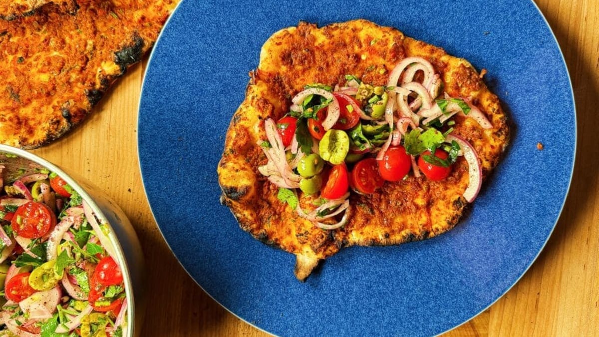 Easy Lahmacun – The Most Popular Turkish Street Food