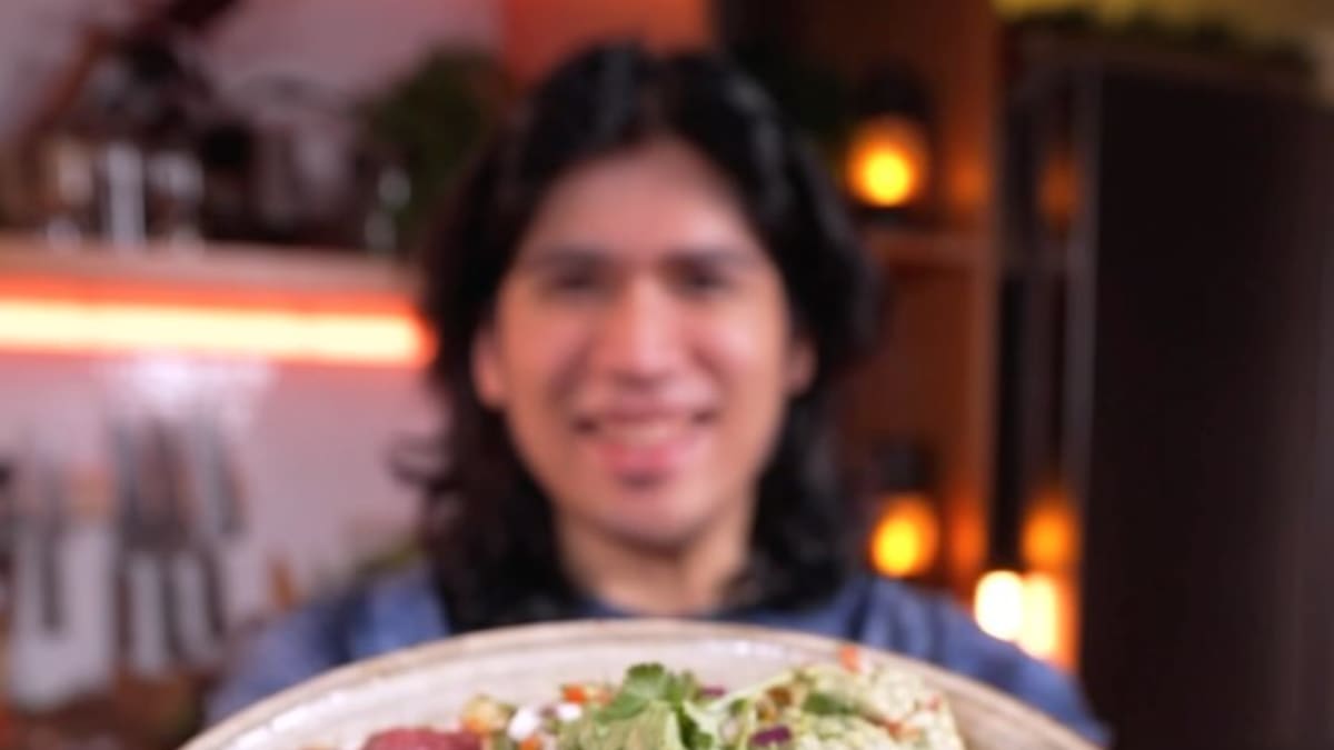 Carne Asada with Rice, Guacamole, and Salsa