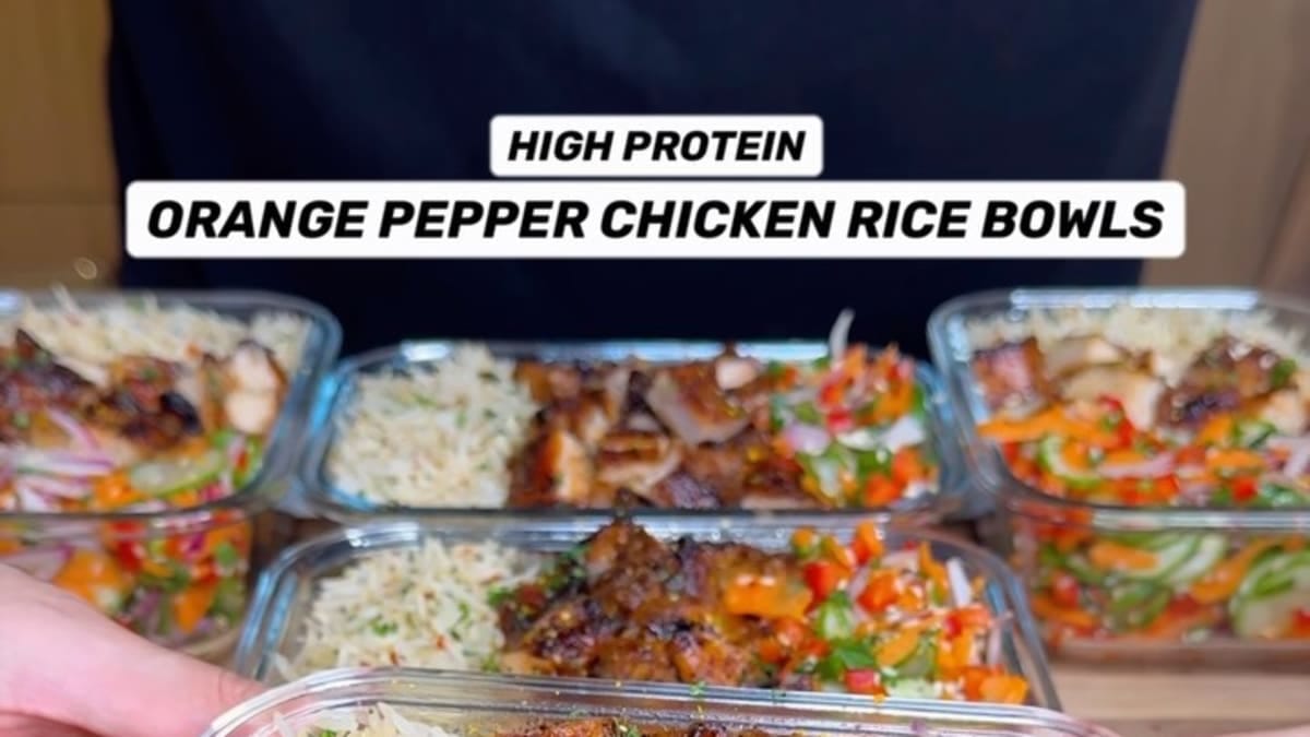 Orange Pepper Chicken Rice Bowls