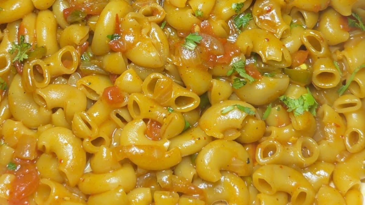 Spicy Cheesy Macaroni