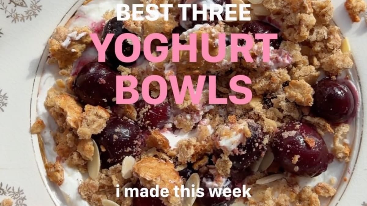 High‑Protein Yogurt Bowl with Air‑Fried Crumbles
