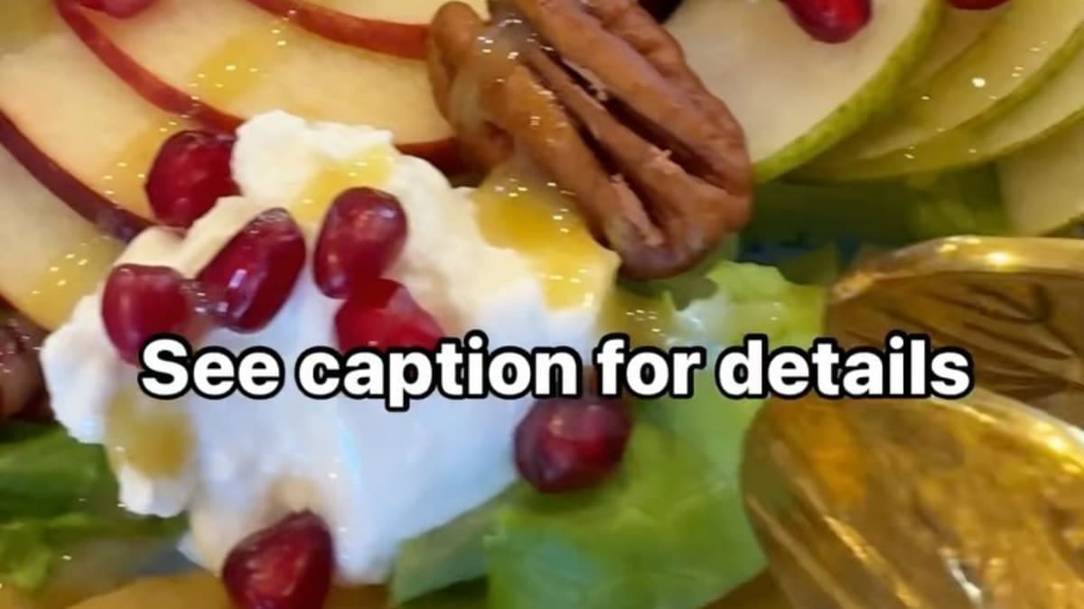 Apple Pear Burrata Salad Recipe