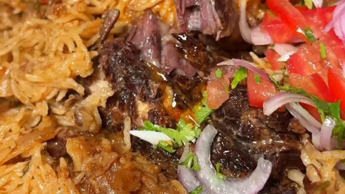 Pressure Cooker Ribs with Spiced Rice – 64-Minute Recipe