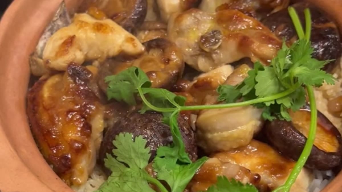 Chicken Claypot Rice – 45-Minute Recipe