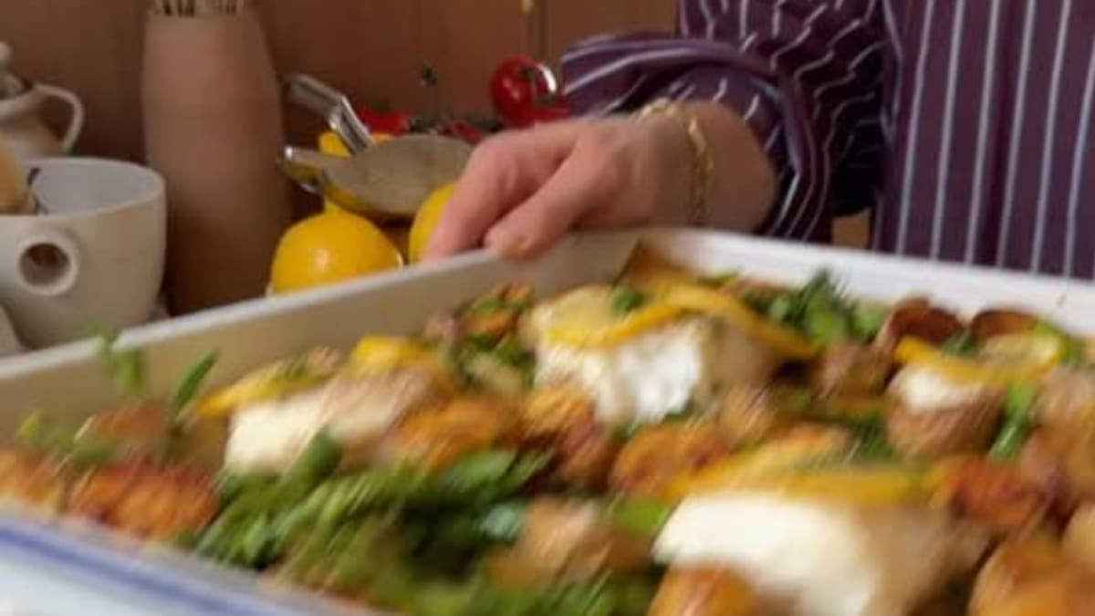 Mediterranean Cod with Ladolemono – 35-Minute Recipe