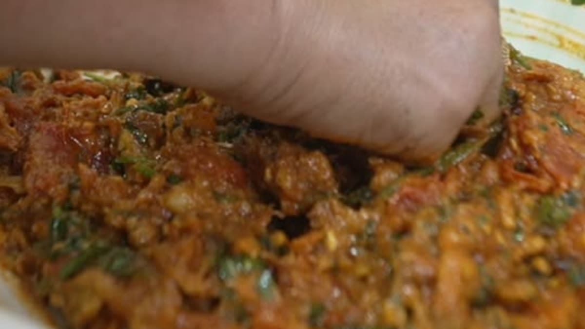 Tomato Bhorta – 25-Minute Vegetarian Recipe